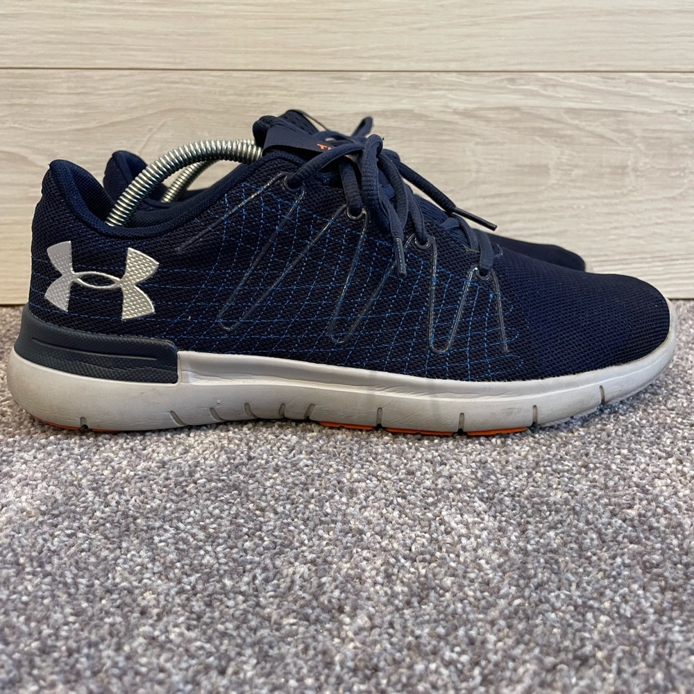 Under Armour Thrill 3 Men’s Athletic Sneakers